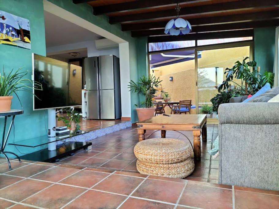 Dom wakacyjny Vivienda Acogedora Con Piscina *